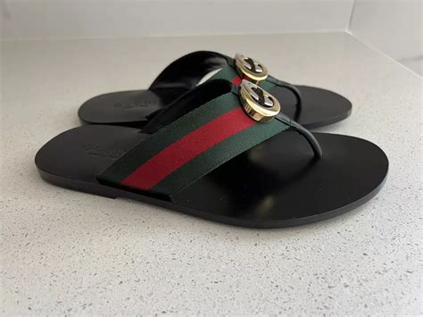 where to buy old style gucci flip flops|gucci flip flops cheap women's.